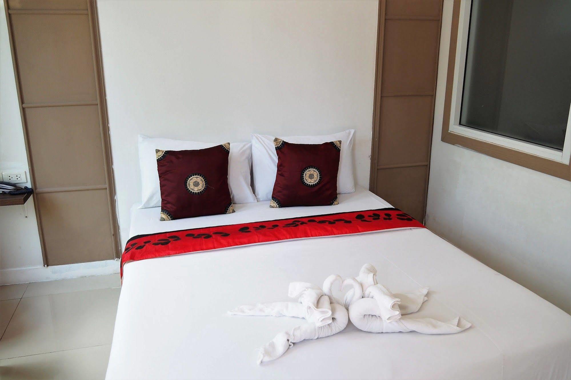 Ban Ongkharak Tonrak Resort מראה חיצוני תמונה